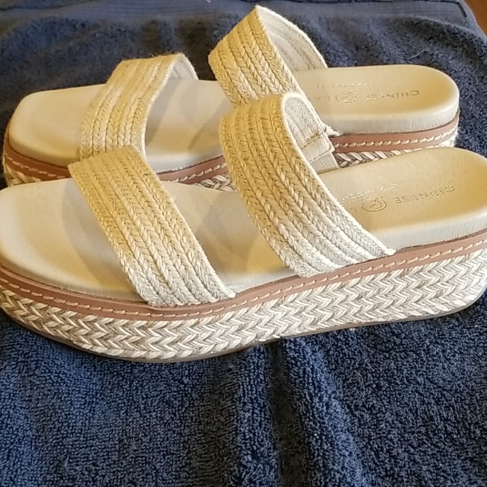 Shoes - Picture 2 of 4